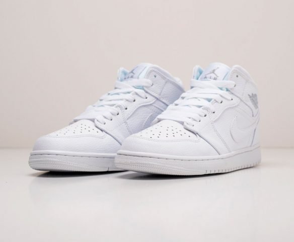 Nike Air Jordan 1 lthr белые. Вид 2 Nike Air Jordan 1 lthr белые. Вид 2